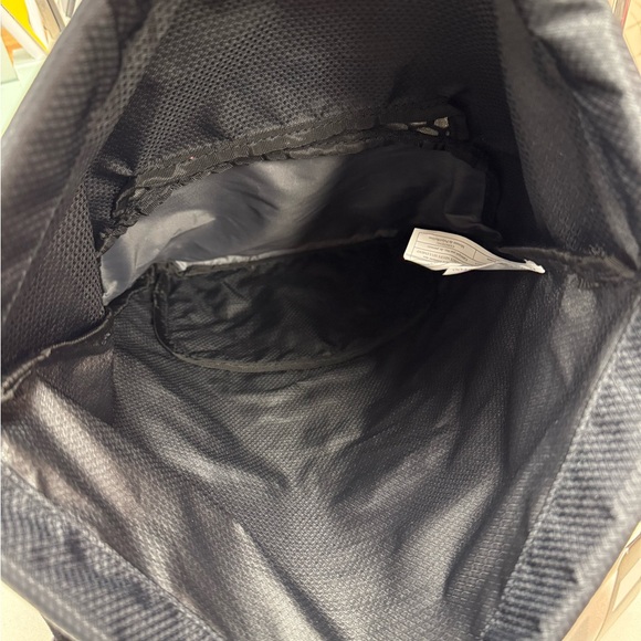 OGIO Flat Pack Backpack 🎒 Drawstring Straps - Picture 5 of 8